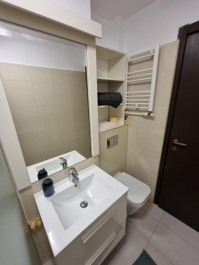 Oana Luxury Home Bucarest Esterno foto